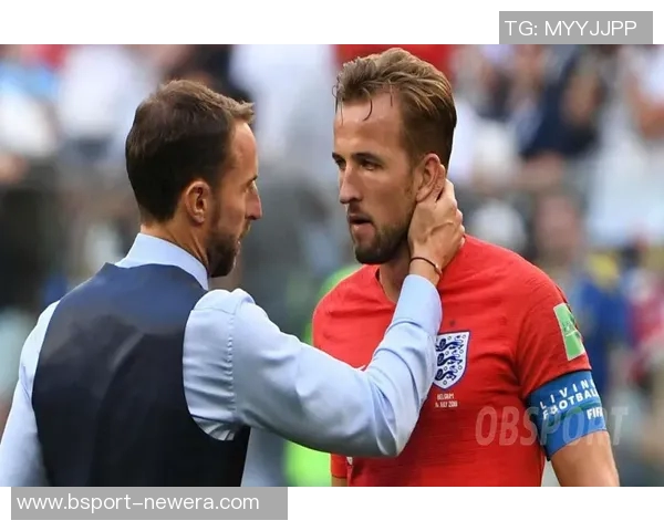 世界杯历史冷门那不勒斯5-1大胜里昂补时进球点燃全场激情